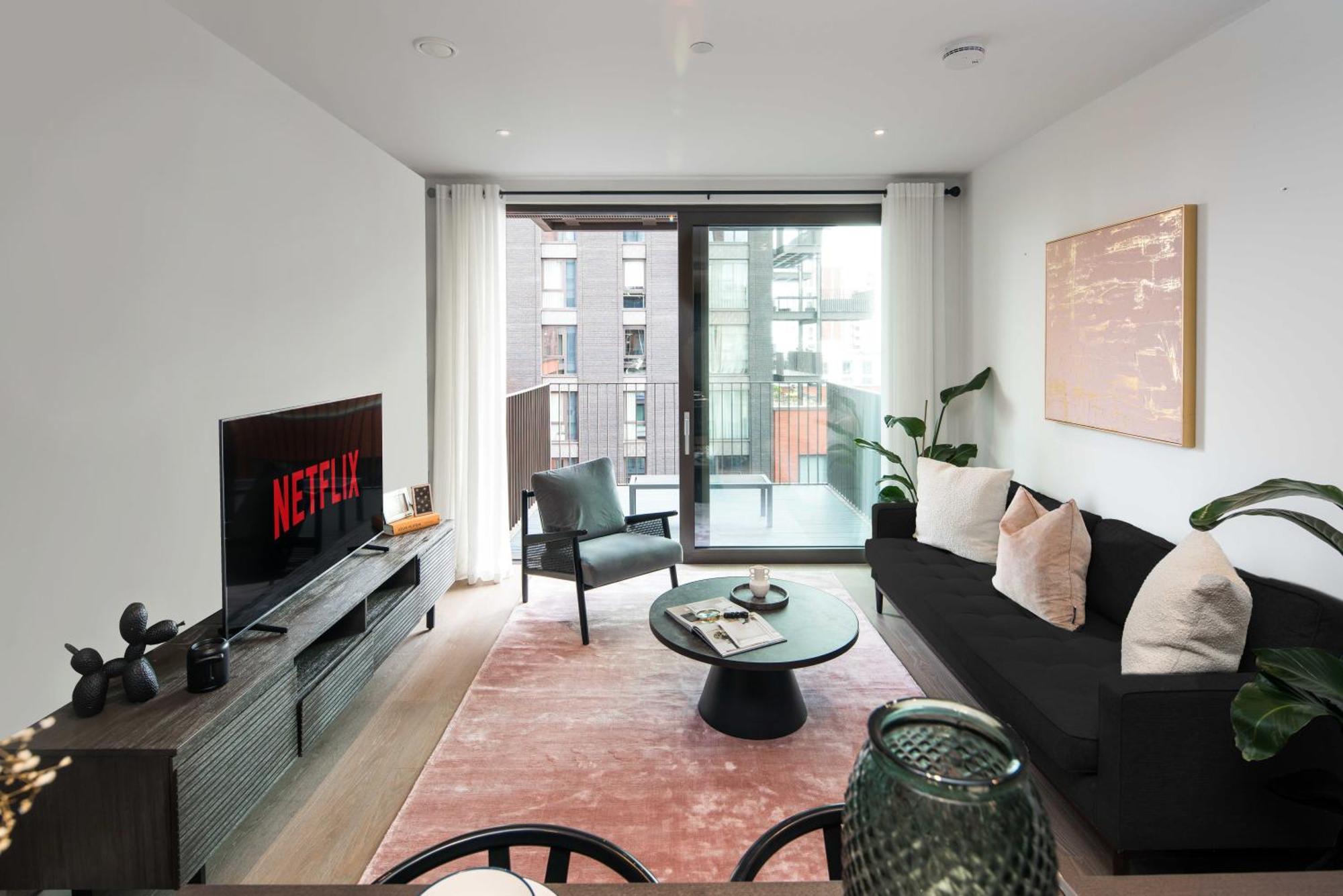 Appartement Modern-3beds-balcony-lift Londen
