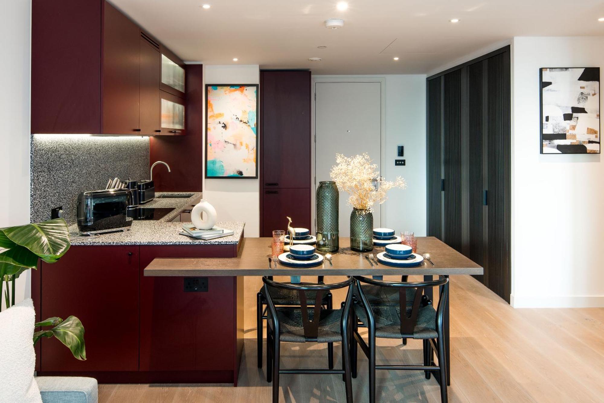 Modern-3beds-balcony-lift * Londen